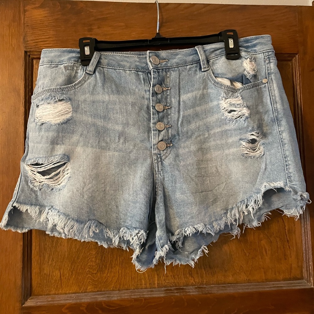 Light Wash, High Wasted Jean Shorts